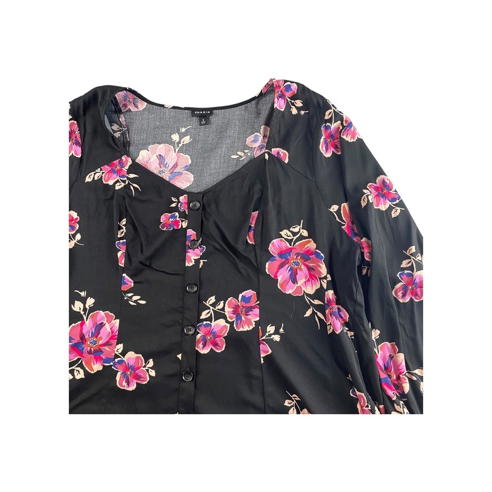 Torrid Black Floral Print Button Front Tunic Top Size 3 - Picture 2 of 7
